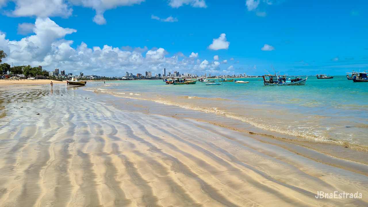 Orla da Praia de Tambaú, em João Pessoa